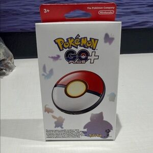 BRAND NEW Nintendo Pokémon GO Plus + - Red and White